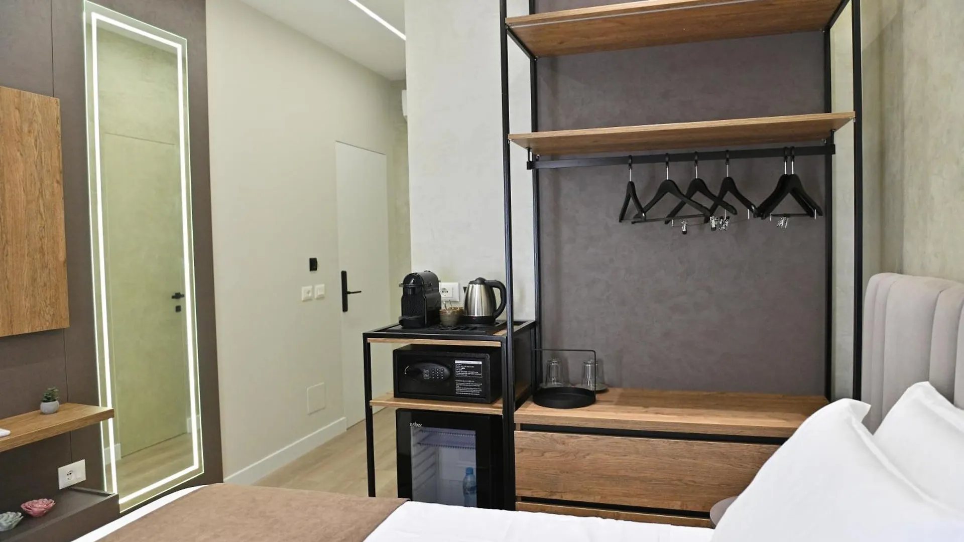 Apartment Galeria'S Rooms, Central Tirana, Self Check-In Albania